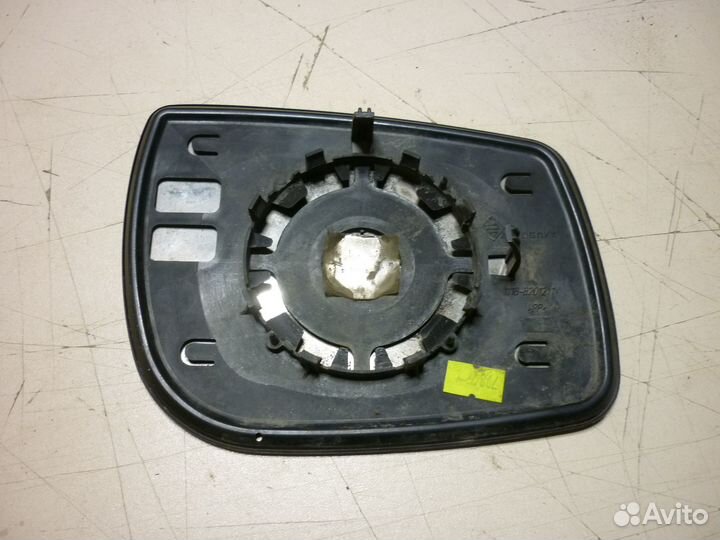 Зеркало левое Калина 2 без обогрева 11188201211