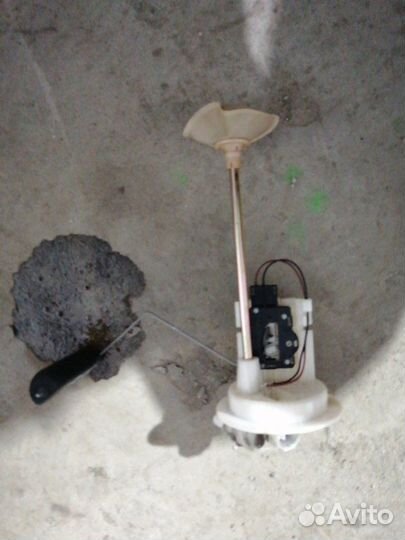 Топливный насос Subaru Legacy BPE EZ30