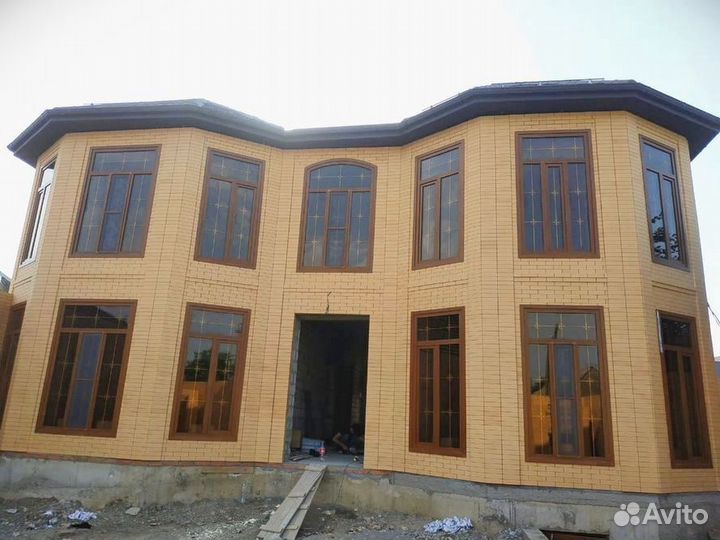 Пластиковая дверь