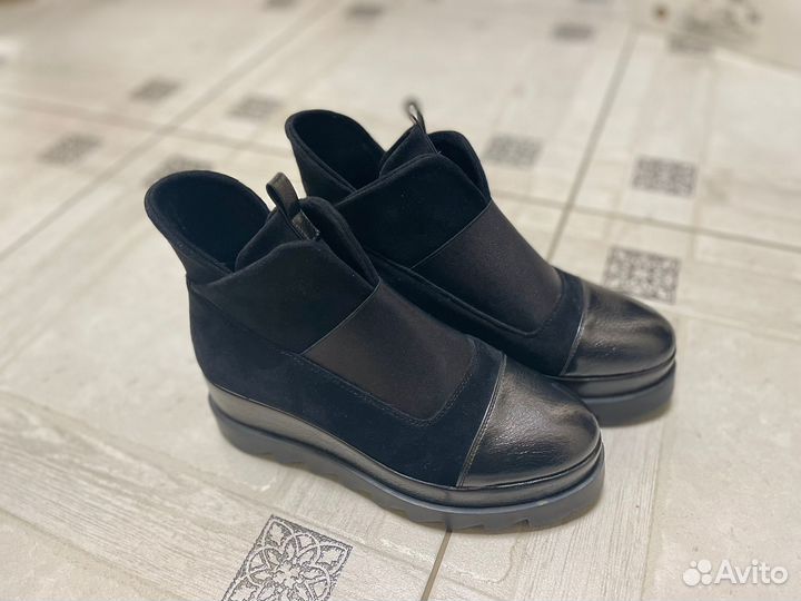 Ботинки демисезонные женские