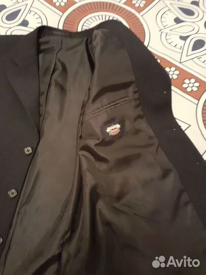 Продаю пиджак