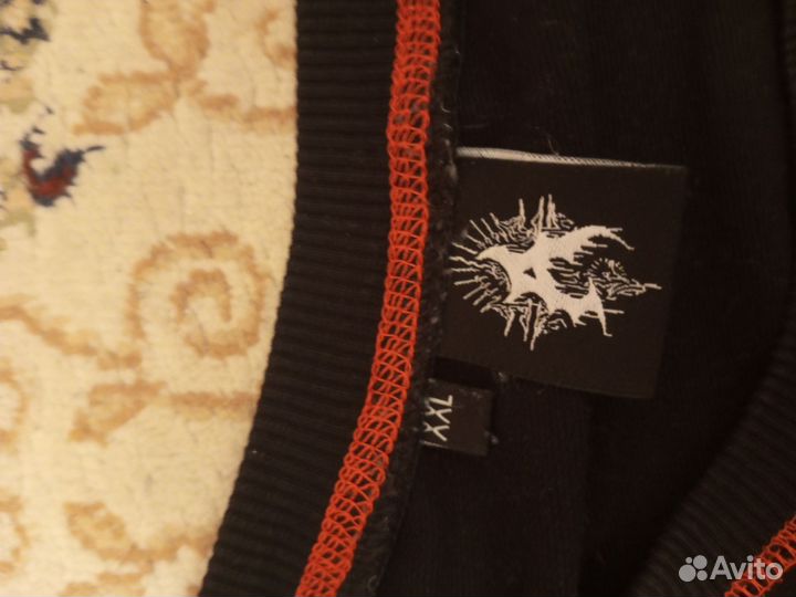 Лонгслив агрессия