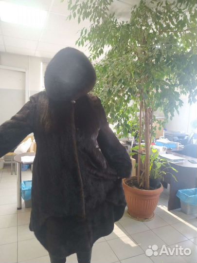 Шуба норковая с капюшоном 52 54 размер