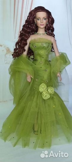 Нарядное платье для кукол Тоннер (40 см)