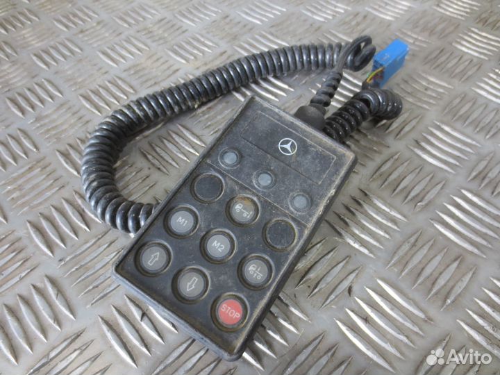 Пульт управления пневмоподвеской Mercedes-Benz A00