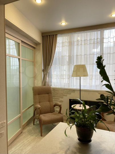 4-к. квартира, 100 м², 14/17 эт.