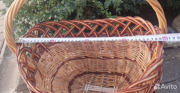 Корзина плетеная большая