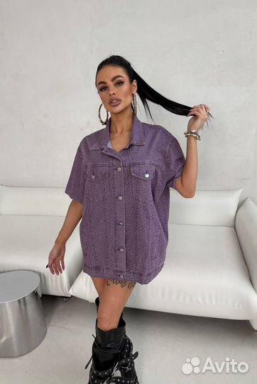 Женская Джинсовая рубашка усыпана стразами