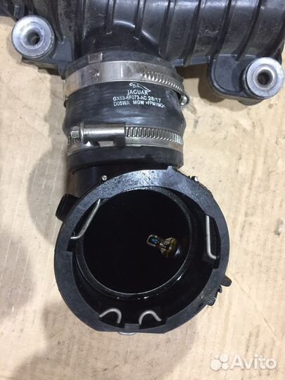 Интеркулер Jaguar F-Pace X761 3.0D