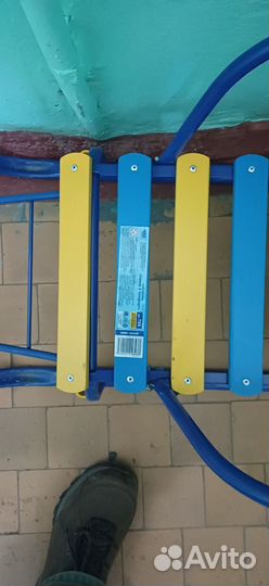 Санки с ручкой