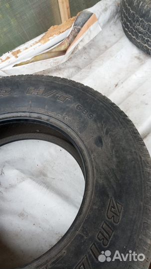 Bridgestone Dueler H/T D689 265/70 R16