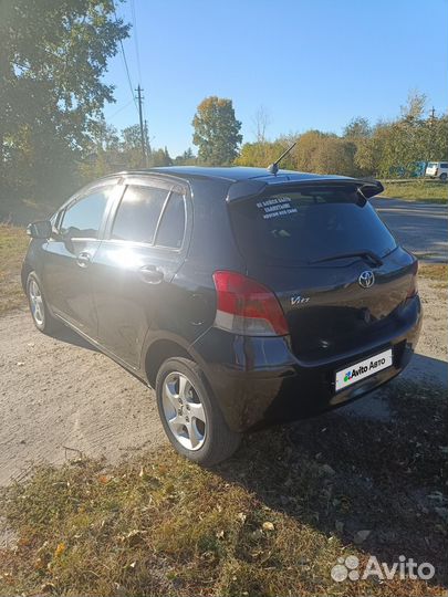 Toyota Vitz 1.3 CVT, 2007, 192 500 км