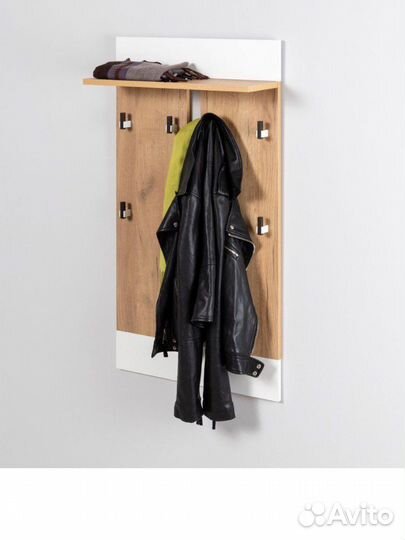 Вешалка настенная