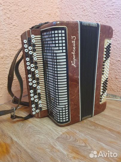 Баян Кировский 3