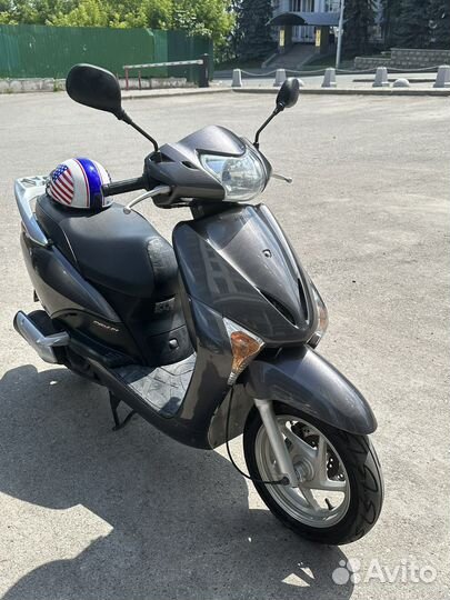Скутер мопед Honda Lead 110