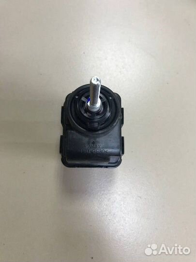 Моторчик корректора фары Mitsubishi Pajero Sport