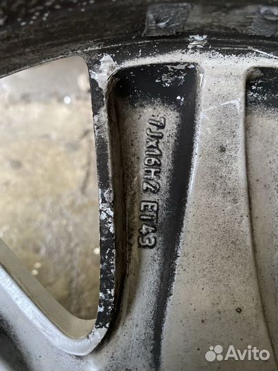 R16 Nokian Tyres Hakkapeliitta 8 205/55, PCD 5x112 DIA 66.6