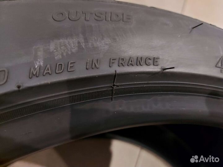 Michelin Pilot Sport 4 S 285/35 R20 104Y