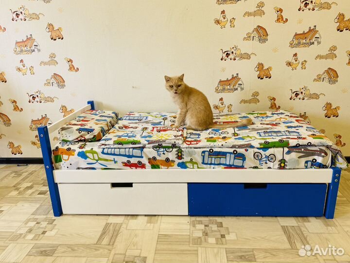 Кровать с матрасом (доставка по городу)