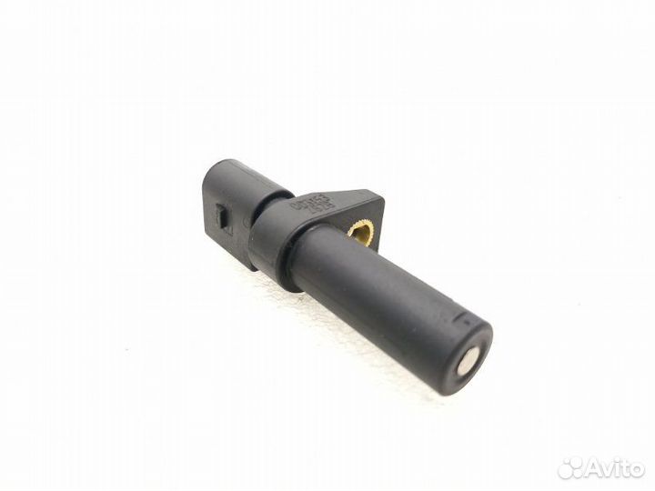 Датчик положения коленвала Mercedes-Benz C-Class