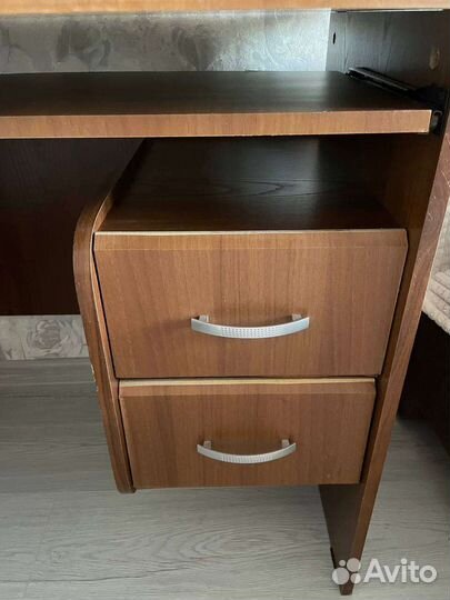 Компьютерный стол бу