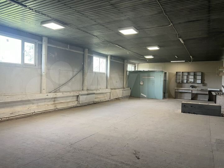 Производство, 180 м²