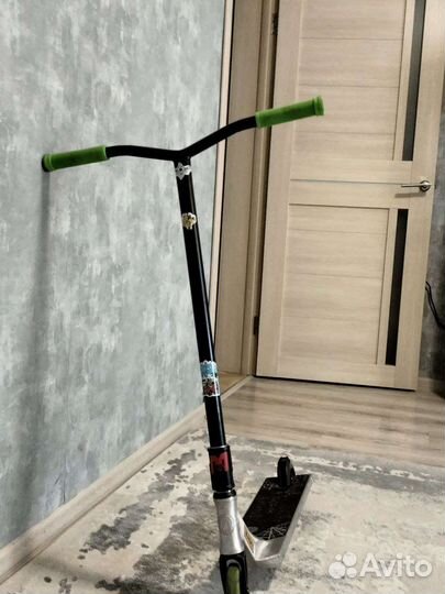 Трюковой самокат