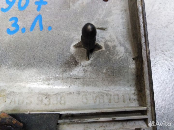 Накладка заднего крыла левого