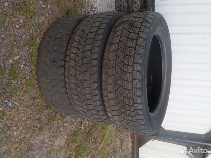Firemax FM316 215/60 R17