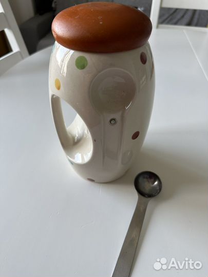 Банка для хранения сыпучих продуктов