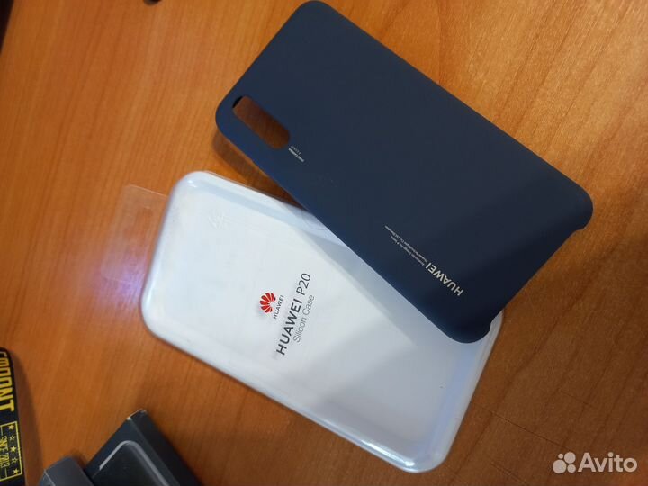 Чехол на Huawei p20 Новый