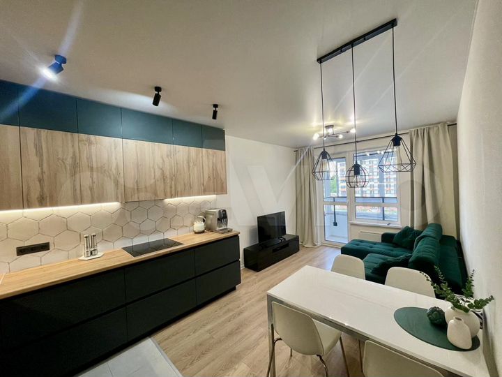 3-к. квартира, 90 м², 5/15 эт.