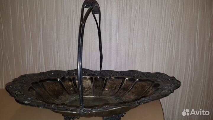 Фруктовница антикварная, фирма 