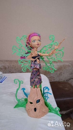 Кукла Триза дерево Торнвиллоу Монстр Хай