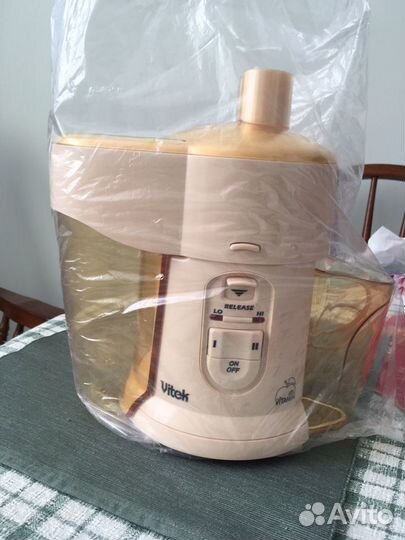 Соковыжималка новая в упаковке