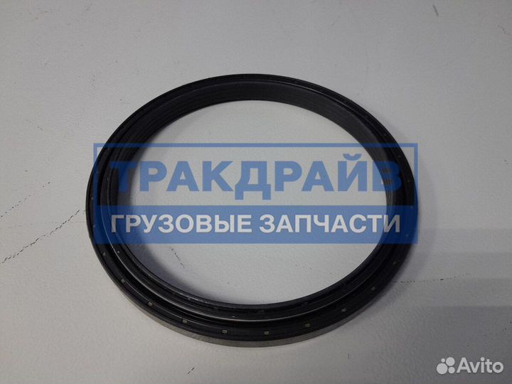 Сальник ступицы колеса John Deere передний 150.15x178x13/16 мм