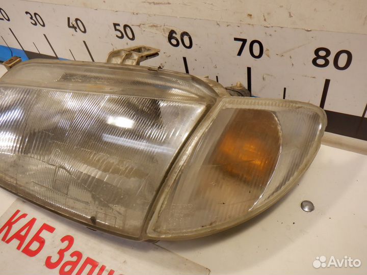 Фара левая Renault Scenic 1 Megane