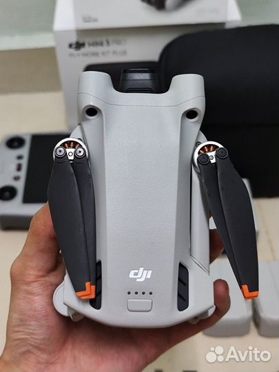 Квадрокоптер DJI Mavic Mini 3 Pro Fly More Combo