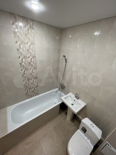 1-к. квартира, 40 м², 8/9 эт.