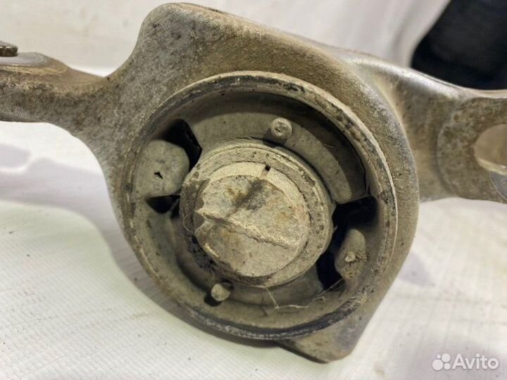 Рычаг передний левый Mercedes-Benz Gl-Class X164 M