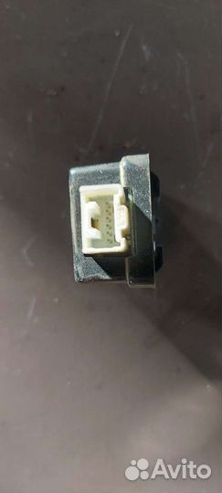 Блок управления центральным замком на Mazda 3