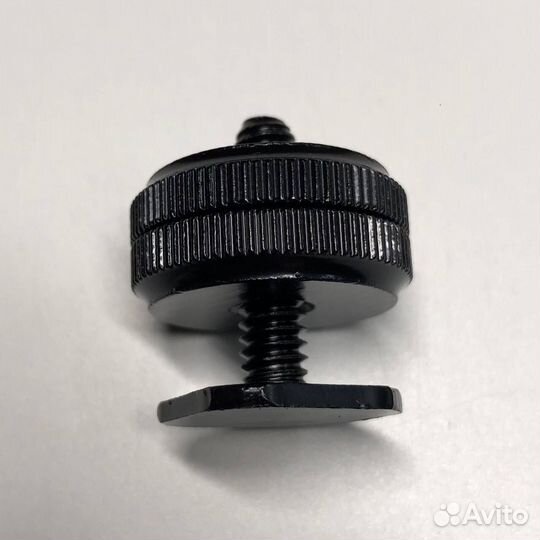 Осветитель светодиодный Yongnuo YN135RGB