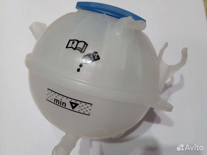 Расширительный бачок на фольксваген