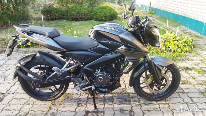 Bajaj pulsar ns200