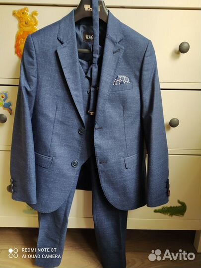 Школьный костюм