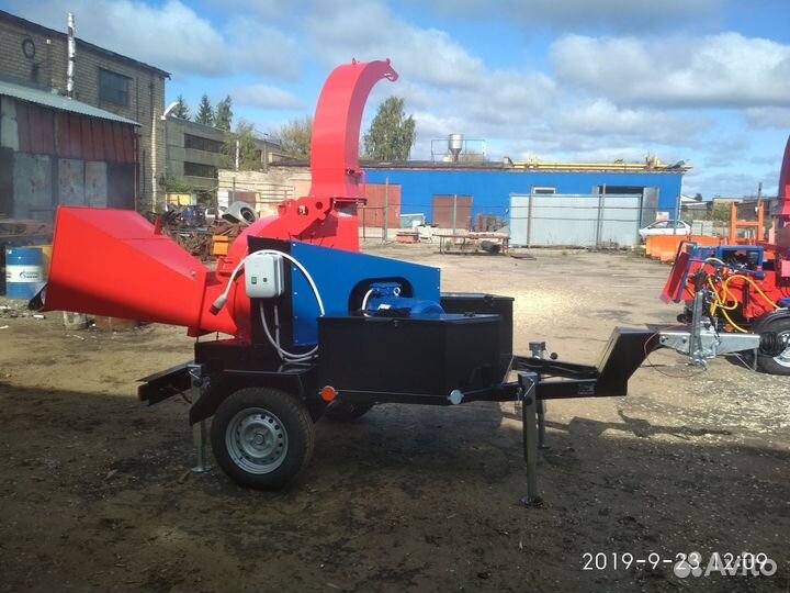 Измельчитель веток дерева прицепной с Эл.дв