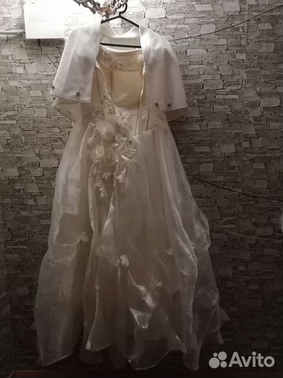 Платье свадебное