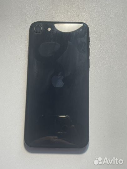 iPhone SE (2020), 128 ГБ