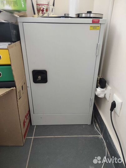 Сейф металлический бу