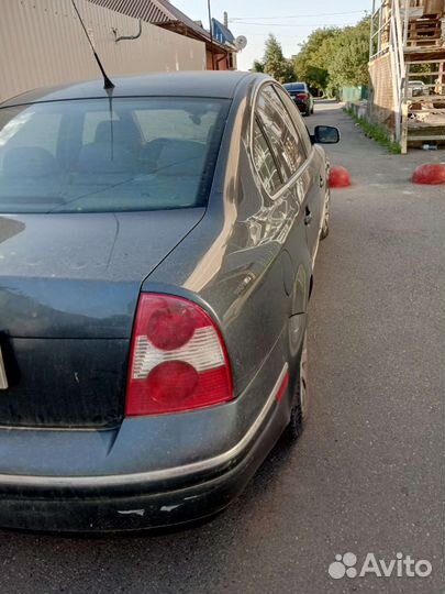 Volkswagen Passat 1.8 AT, 2002, 310 000 км
